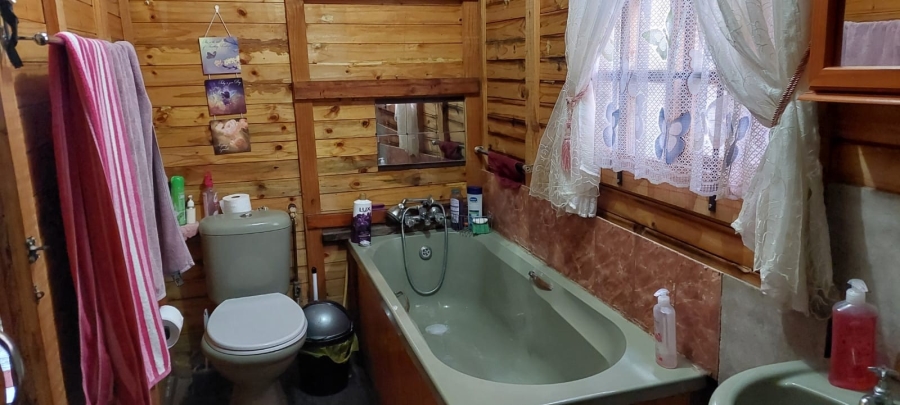 2 Bedroom Property for Sale in Bethulie Free State